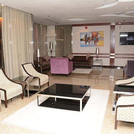 Topaz Furnished Apartments Ar Riyad Esterno foto